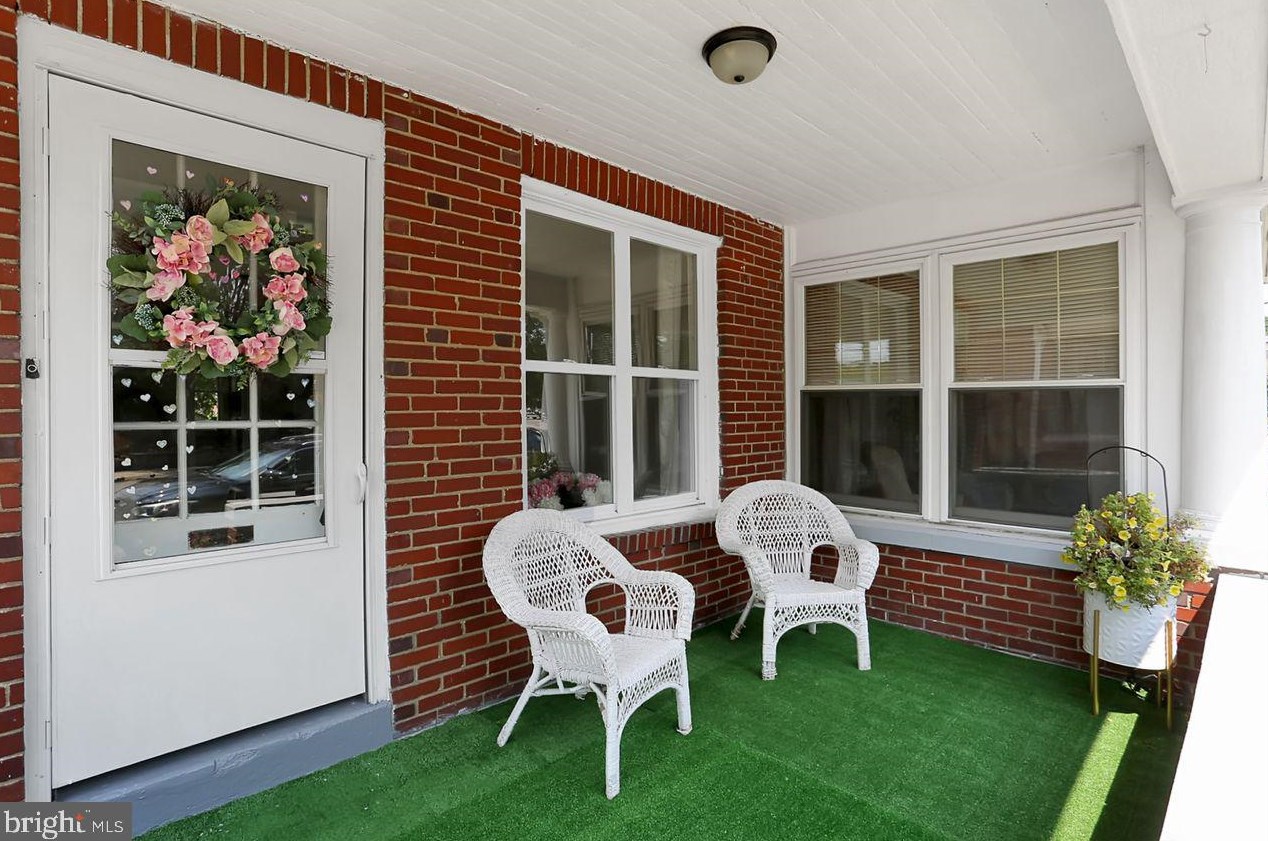 207 Brookline St, Reading, PA 19611-1605