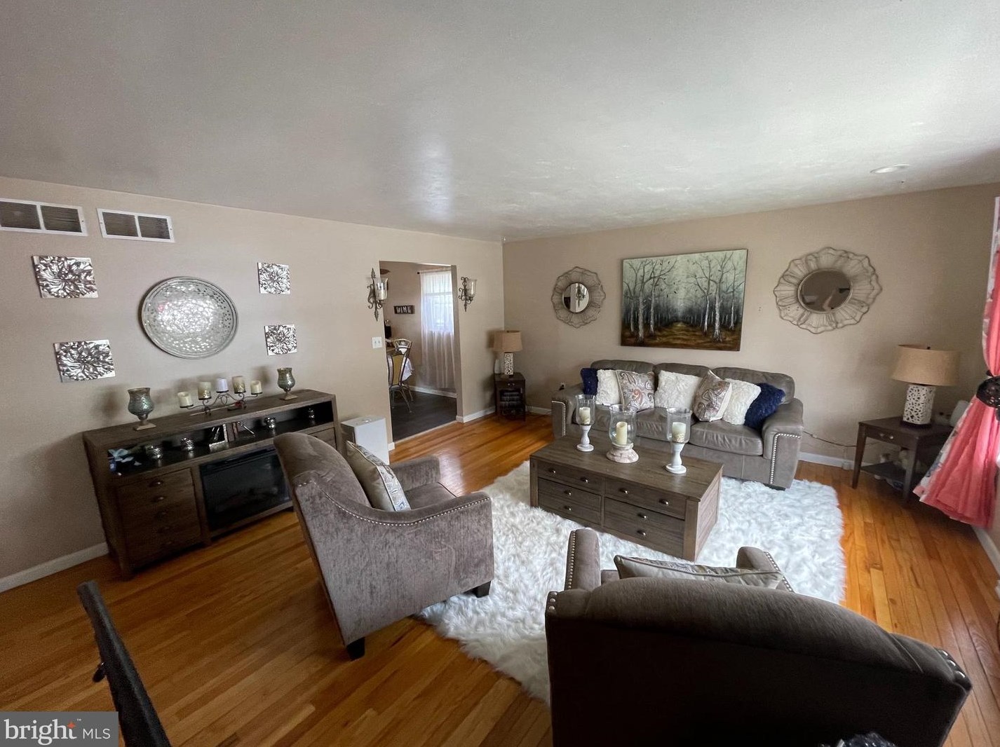 5008 6th Ave, Spring Valley, PA 19560