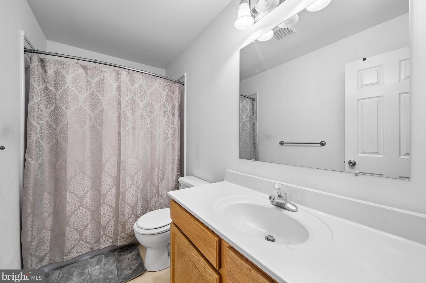 329 Buckhead Ln, Douglassville PA  19518-9628 exterior