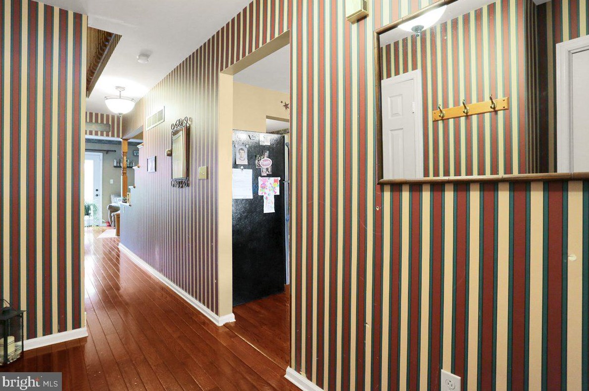 10 Lenape Ln, Douglassville PA  19518-1556 exterior