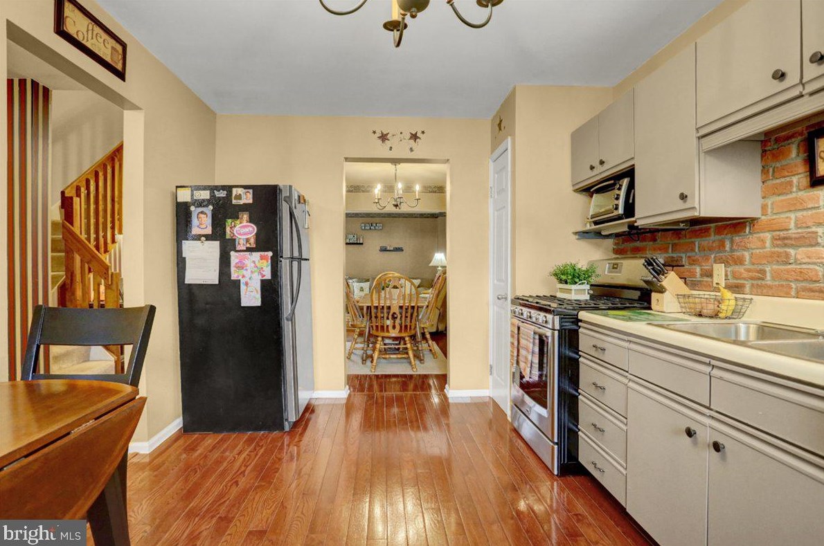 10 Lenape Ln, Douglassville PA  19518-1556 exterior