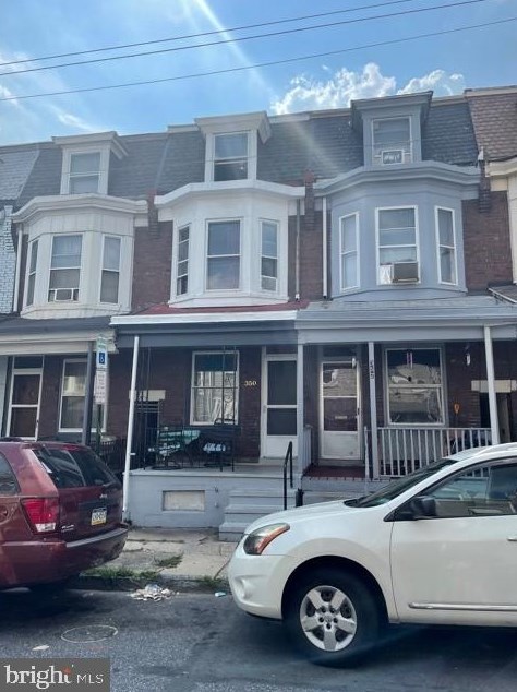 350 Mcknight St, Reading, PA 19601-2931