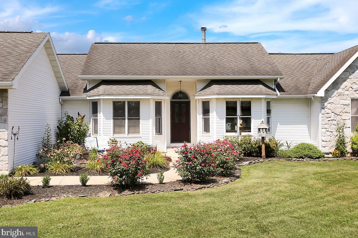 495 Eagle Rd, Greenwich, PA 19530-8834