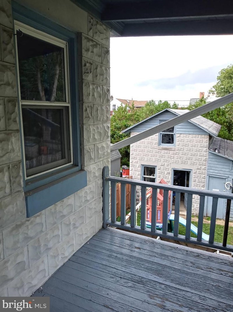 1611 Bennett St, Reading PA  19605-2740 exterior