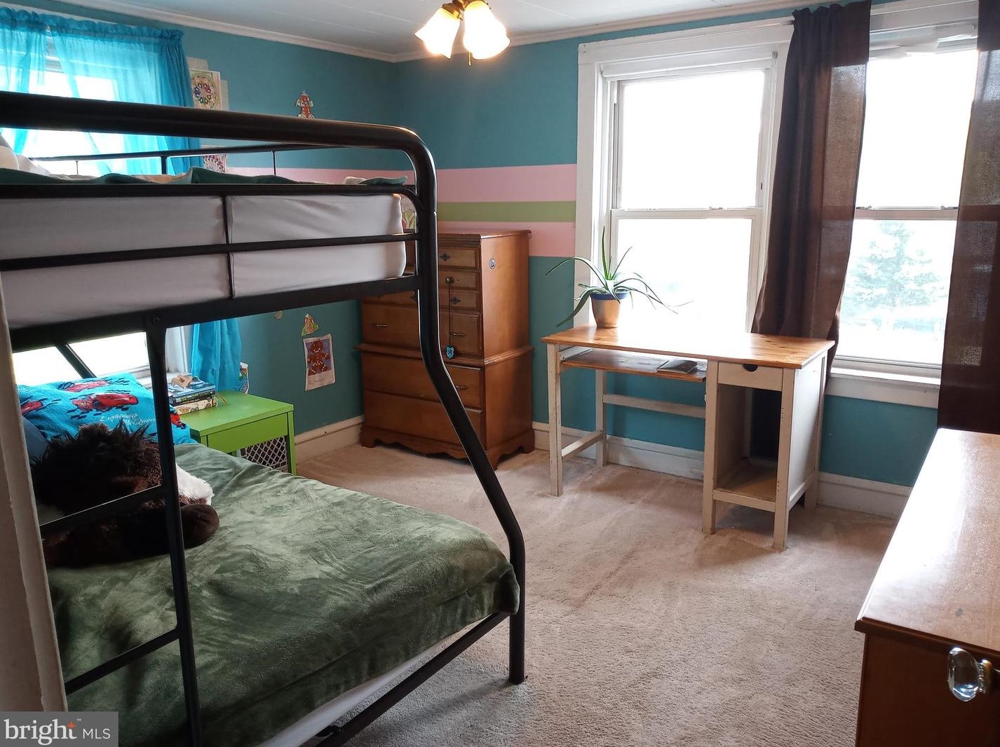 1611 Bennett St, Reading PA  19605-2740 exterior