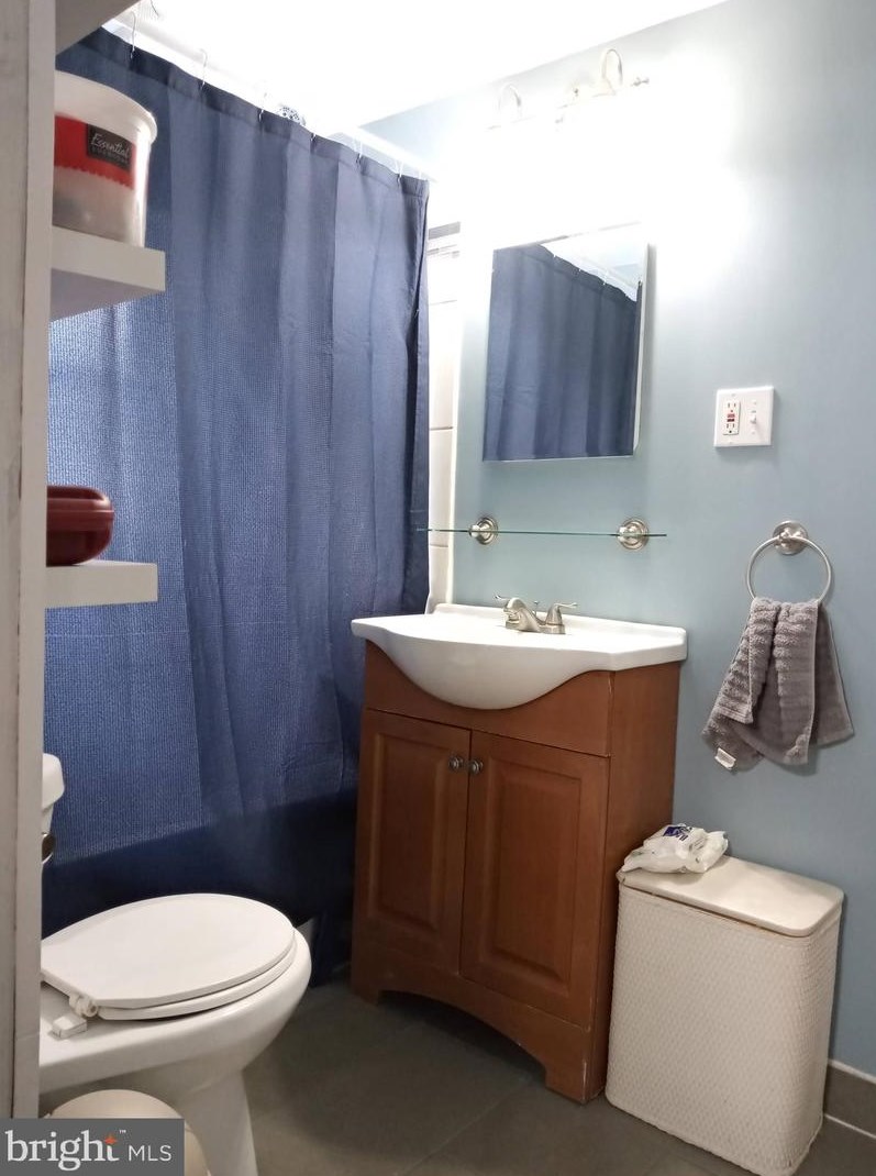 1611 Bennett St, Reading PA  19605-2740 exterior