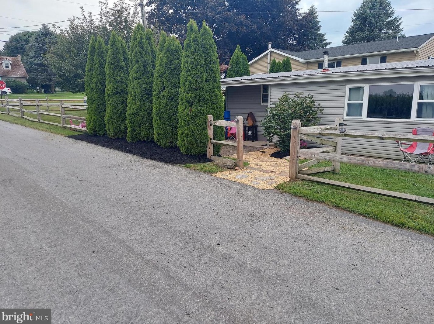 9 Foch St, Greenwich, PA 19530