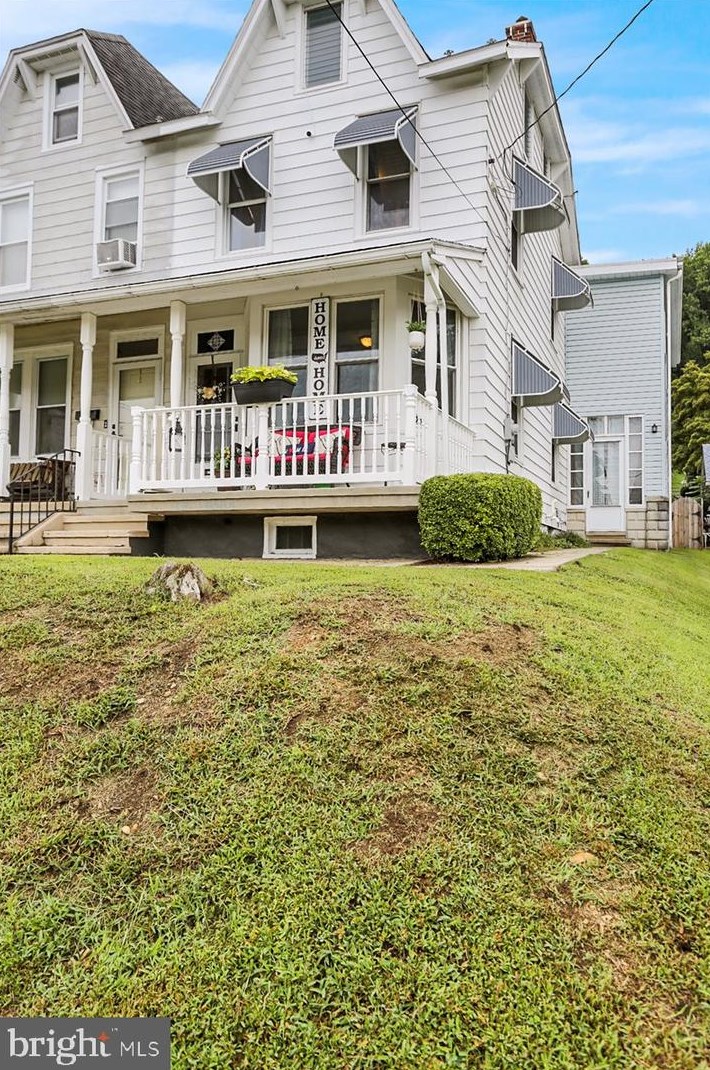 26 33rd St, Reading, PA 19606-2904