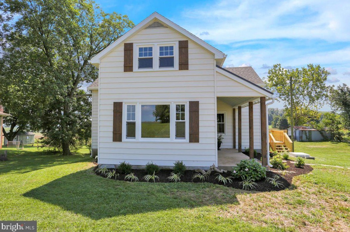 142 Ohlinger Rd, Shoemakersville, PA 19555