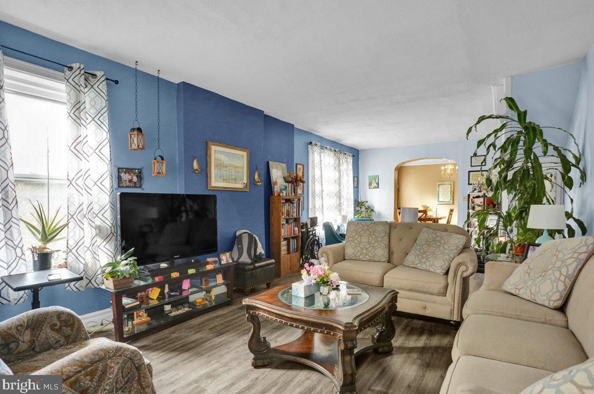 218 16th St, Reading, PA 19602-2202
