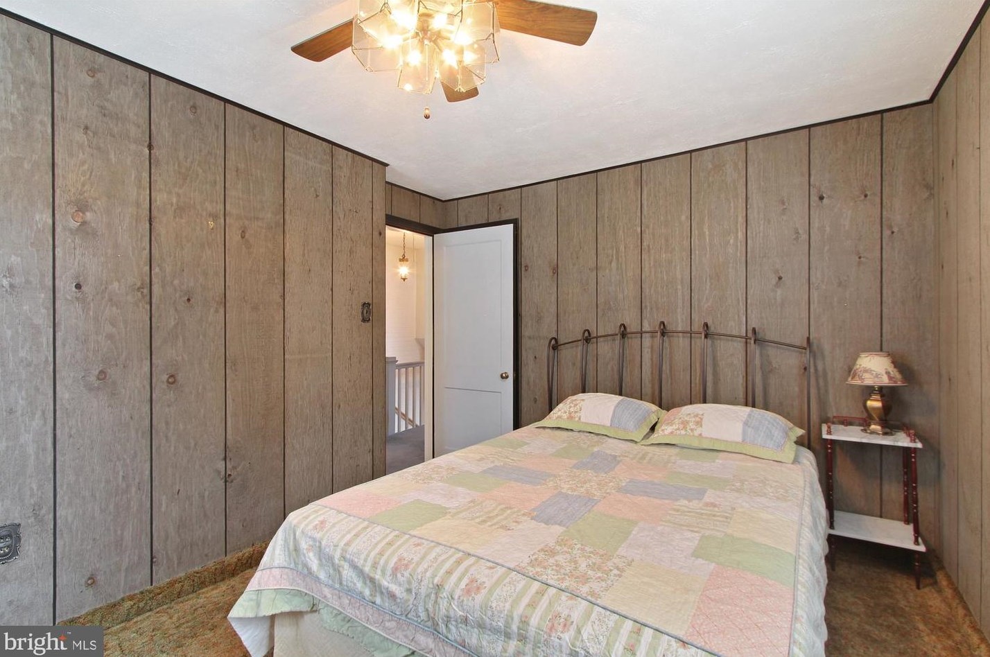 1126 Carsonia Ave, Reading PA  19606-1208 exterior