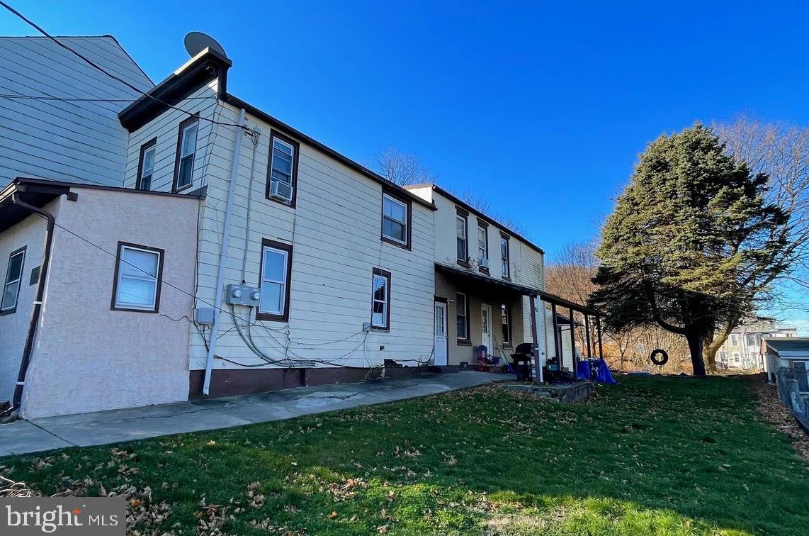 630 18th St, Reading PA  19606-2617 exterior