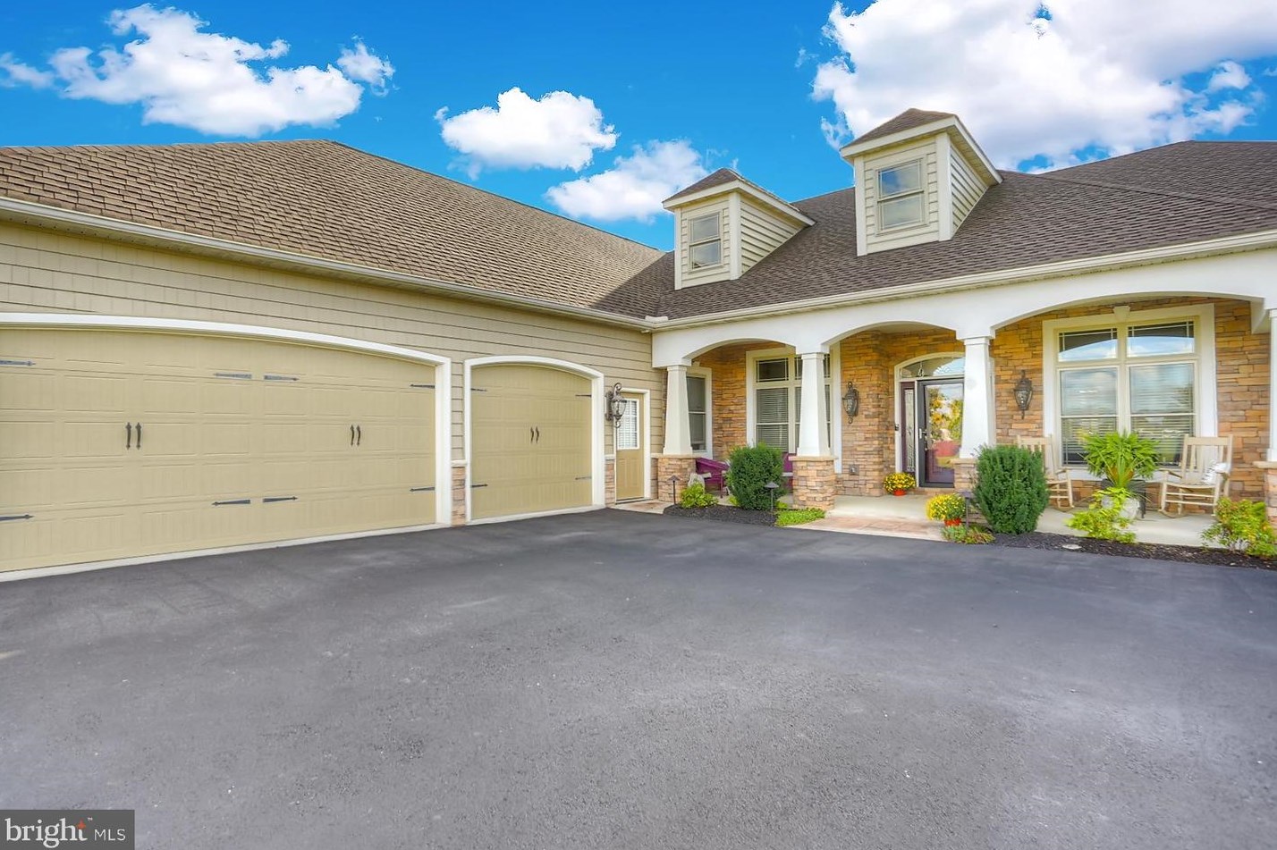 172 Gaul Rd, Reading, PA 19608-9604