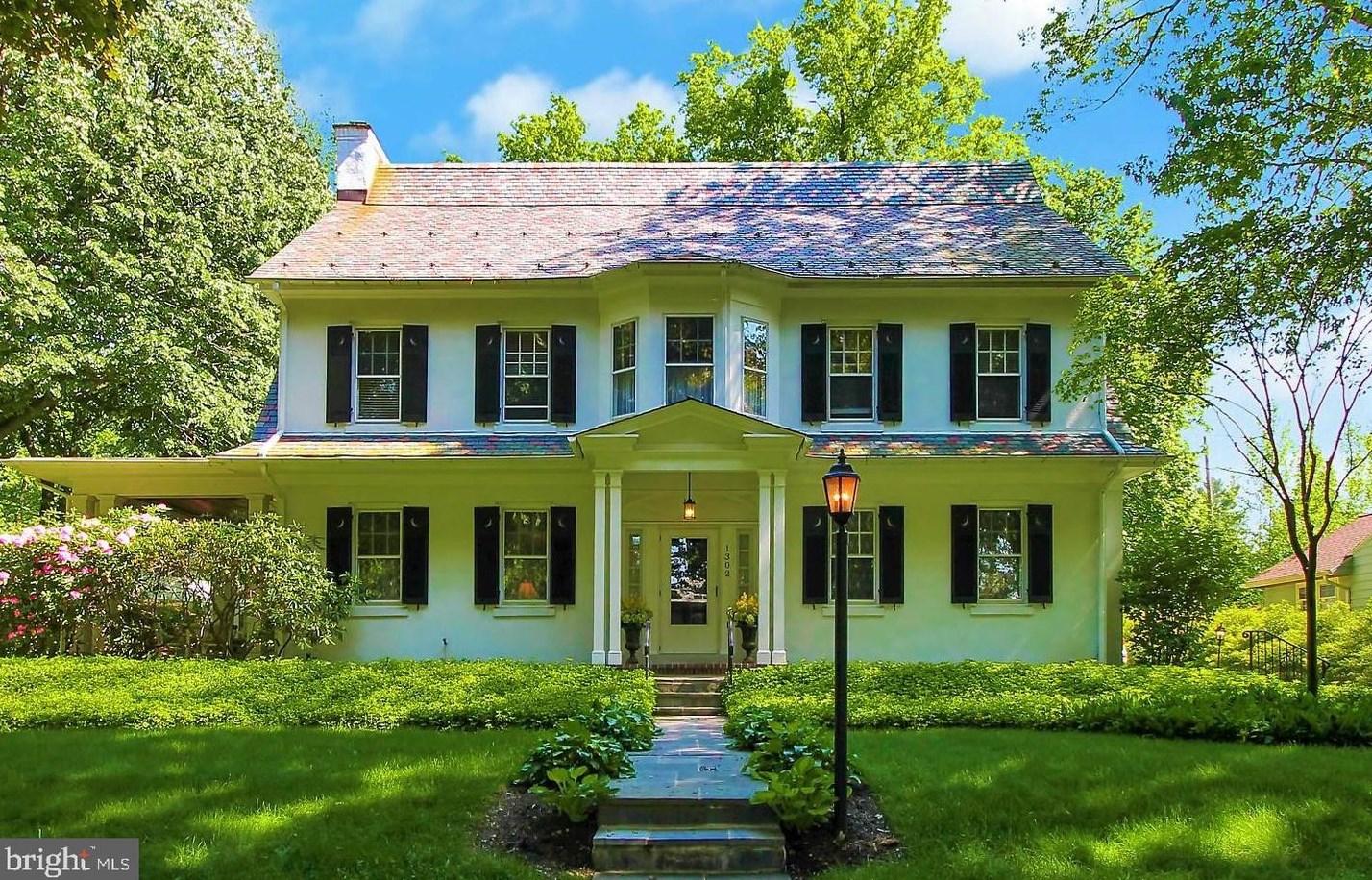 1302 Orchard Rd, Reading, PA 19611-1438