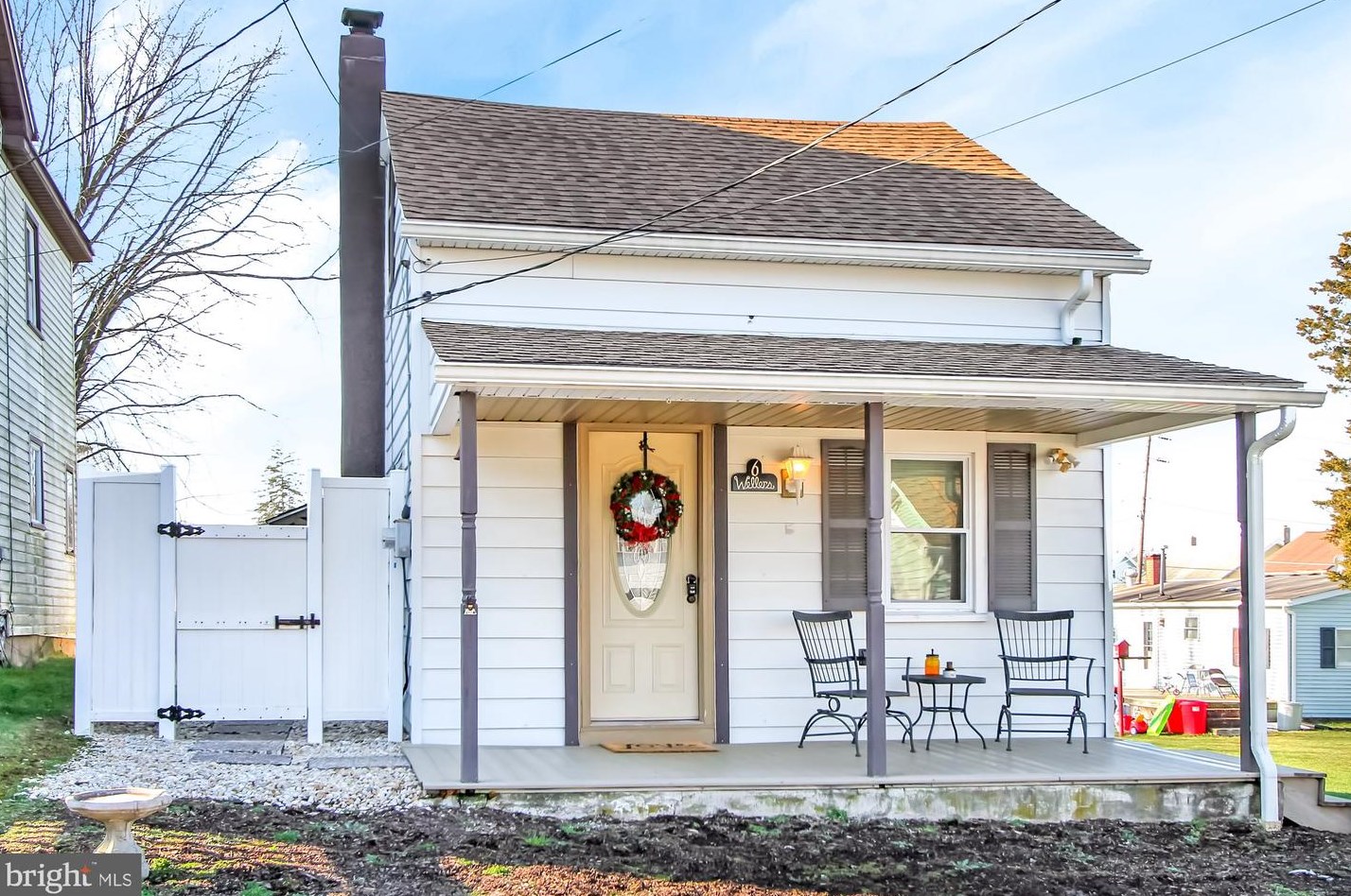 6 Lumber St, Mertztown, PA 19539-9116
