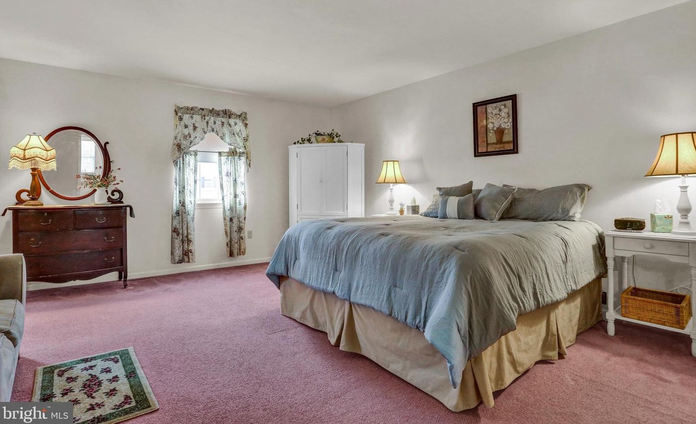 1007 Amity Cir, Reading PA  19605-3257 exterior