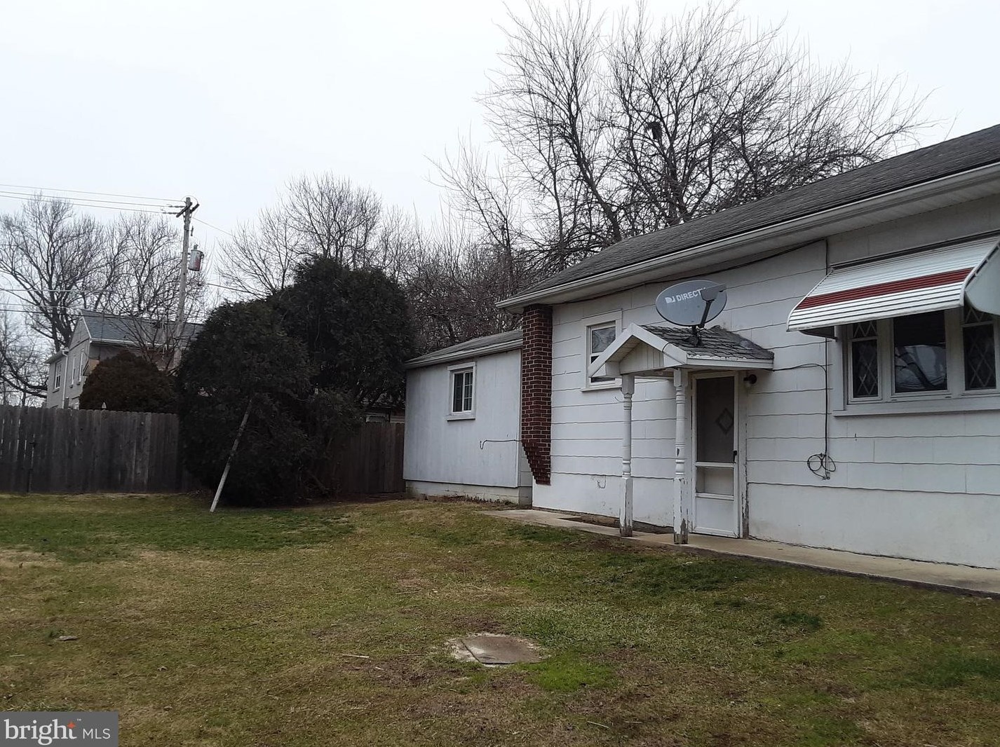 337 Douglass St, Reading PA  19601-2037 exterior