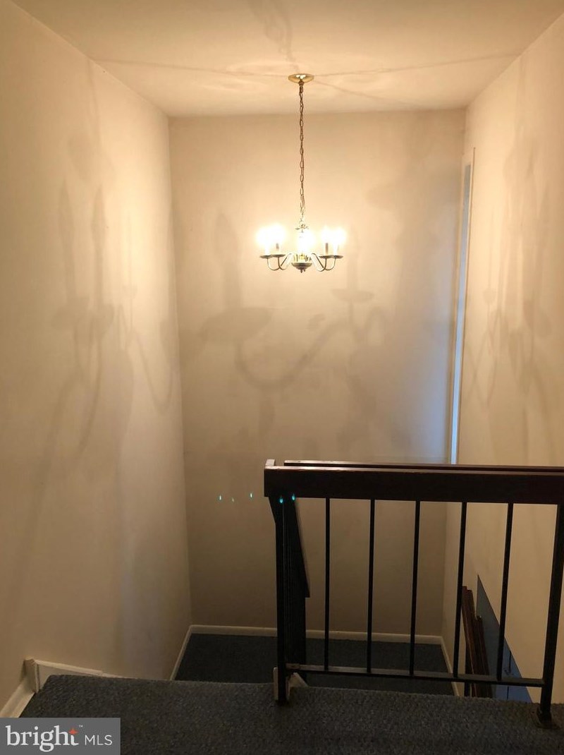 861 Parkside Dr, Reading, PA 19611-1551