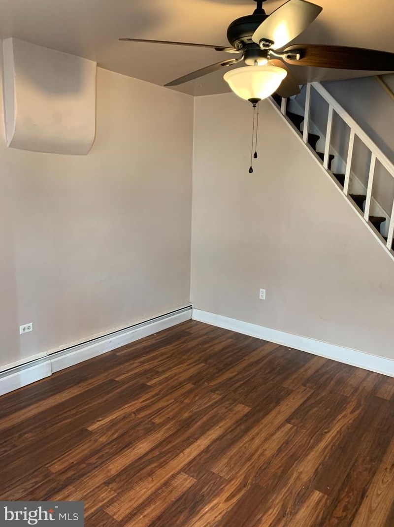 232 Plum St, Reading, PA 19602-2408