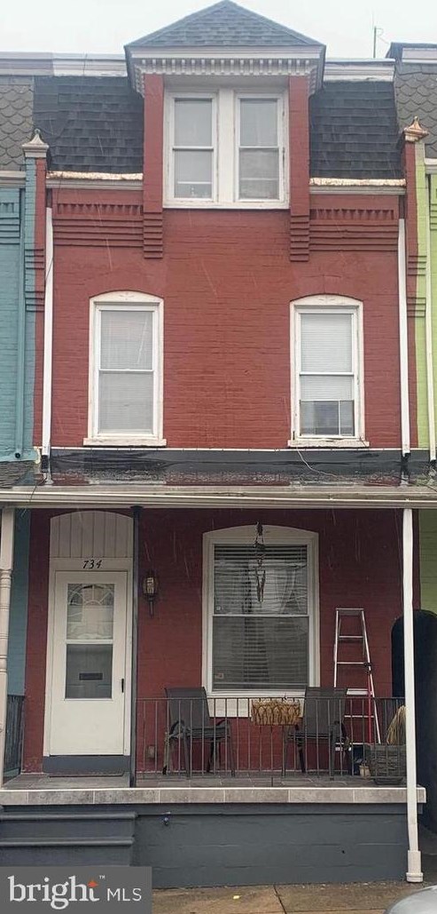 734 Weiser St, Reading, PA 19601-2422