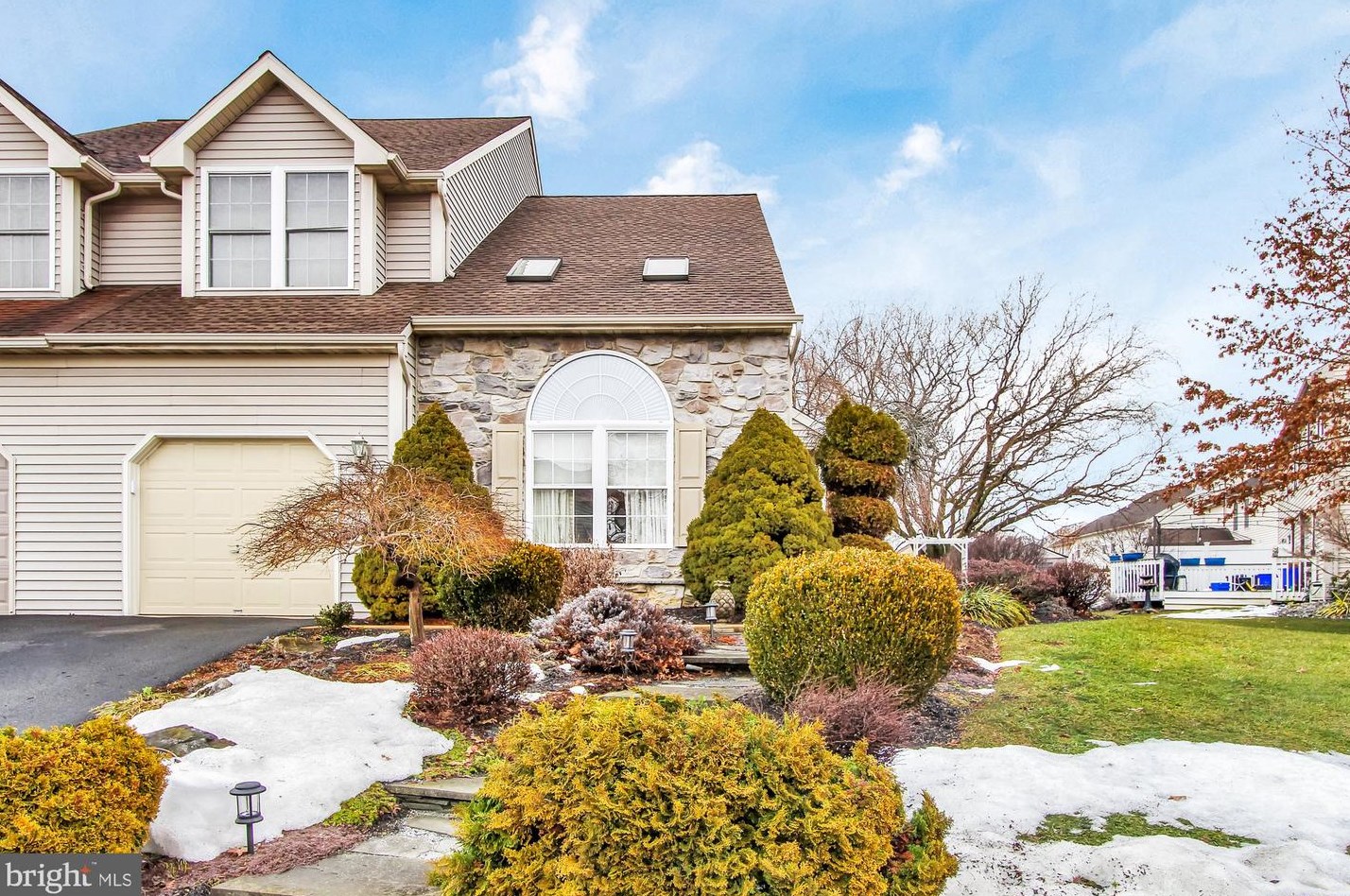 7 Michigan Dr, Reading, PA 19608-1361
