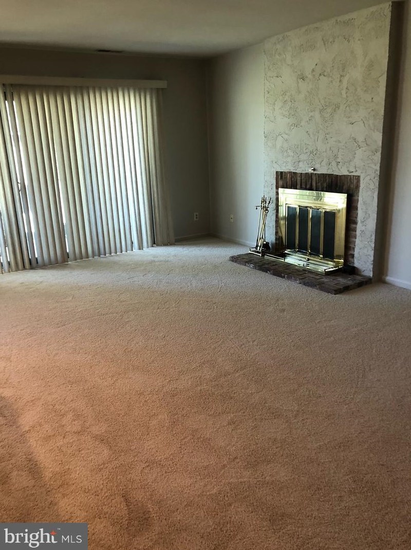 1 Pine Woods Ct, Reading PA  19607-3340 exterior