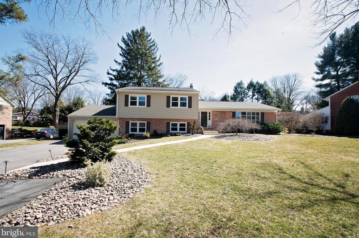 1614 Meadowlark Rd, Reading, PA 19610-2821