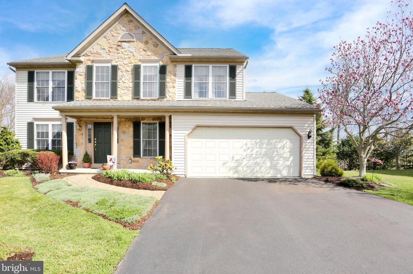35 Mellowbrook Dr, Reading, PA 19608-8967
