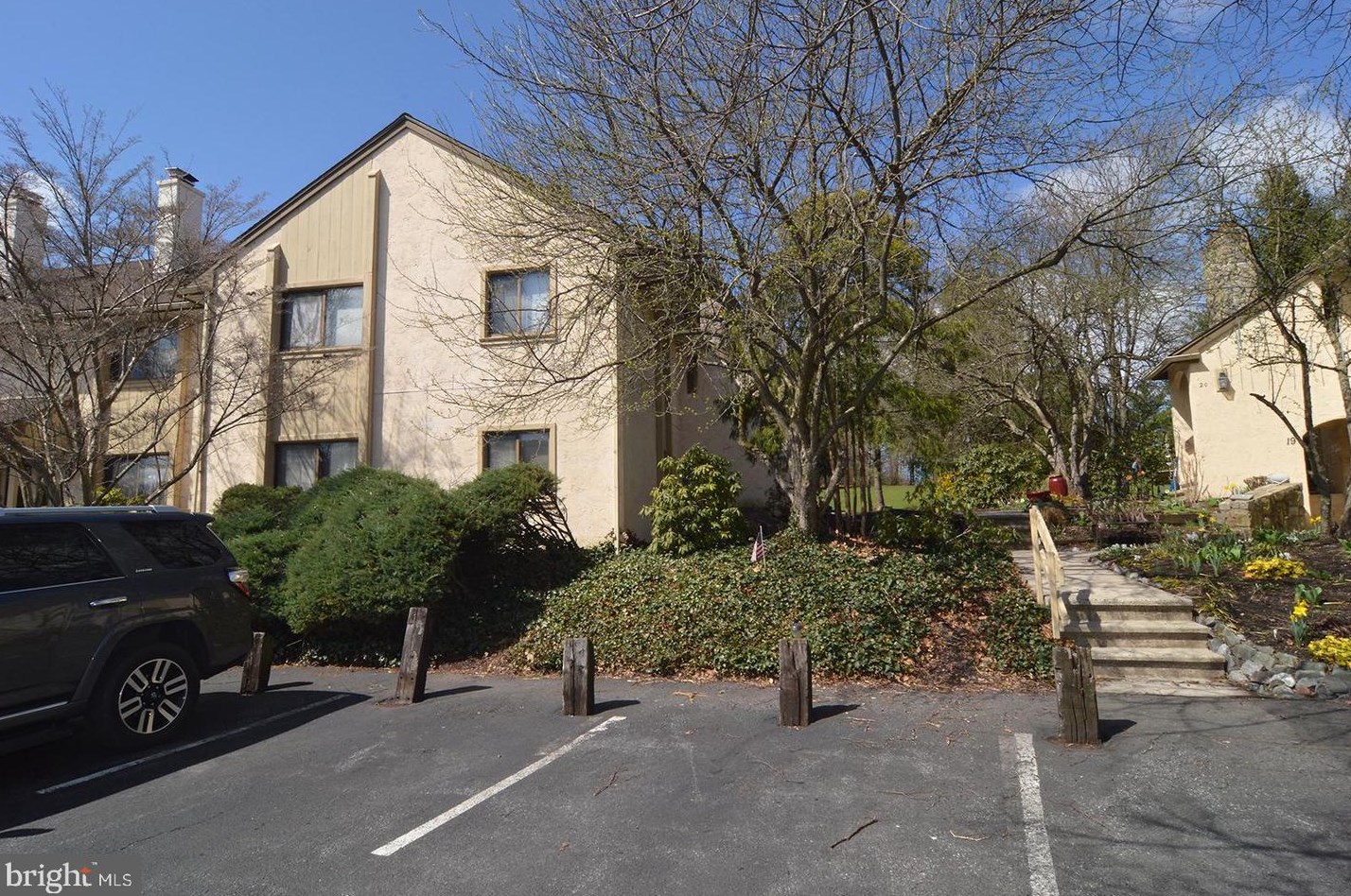 21 Muirfield Dr, Reading PA  19607-3349 exterior