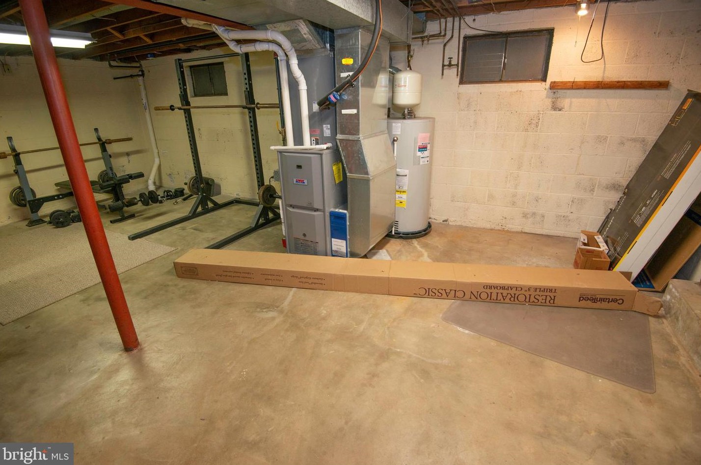 530 Dorchester Ave, Reading PA  19609-2323 exterior