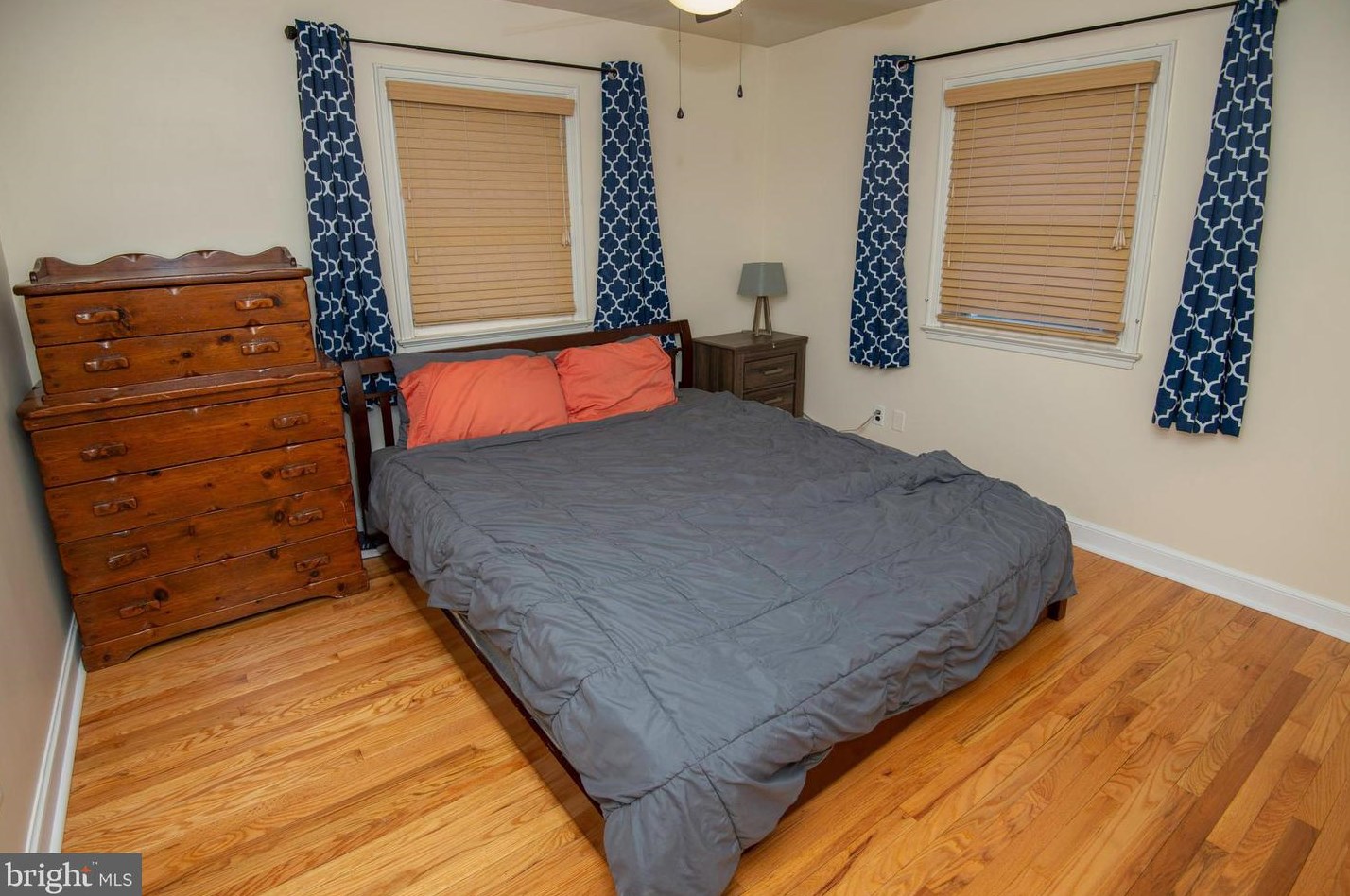 530 Dorchester Ave, Reading PA  19609-2323 exterior