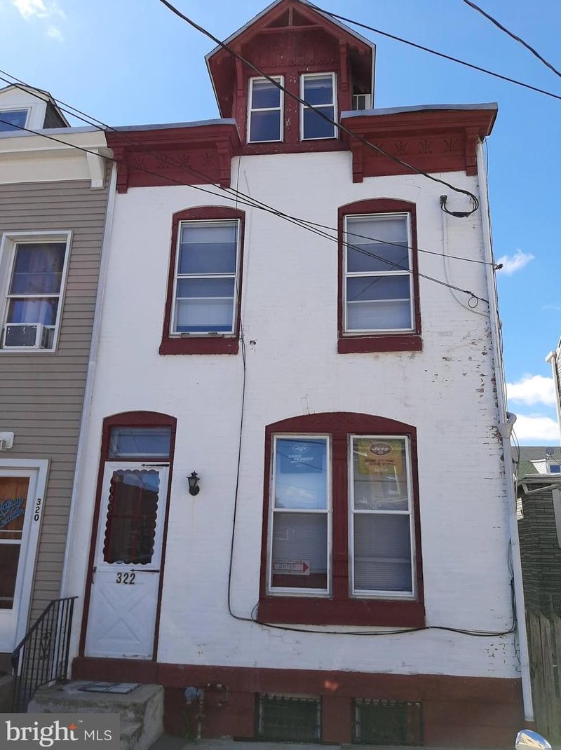 322 Cherry St, Reading, PA 19611-1238