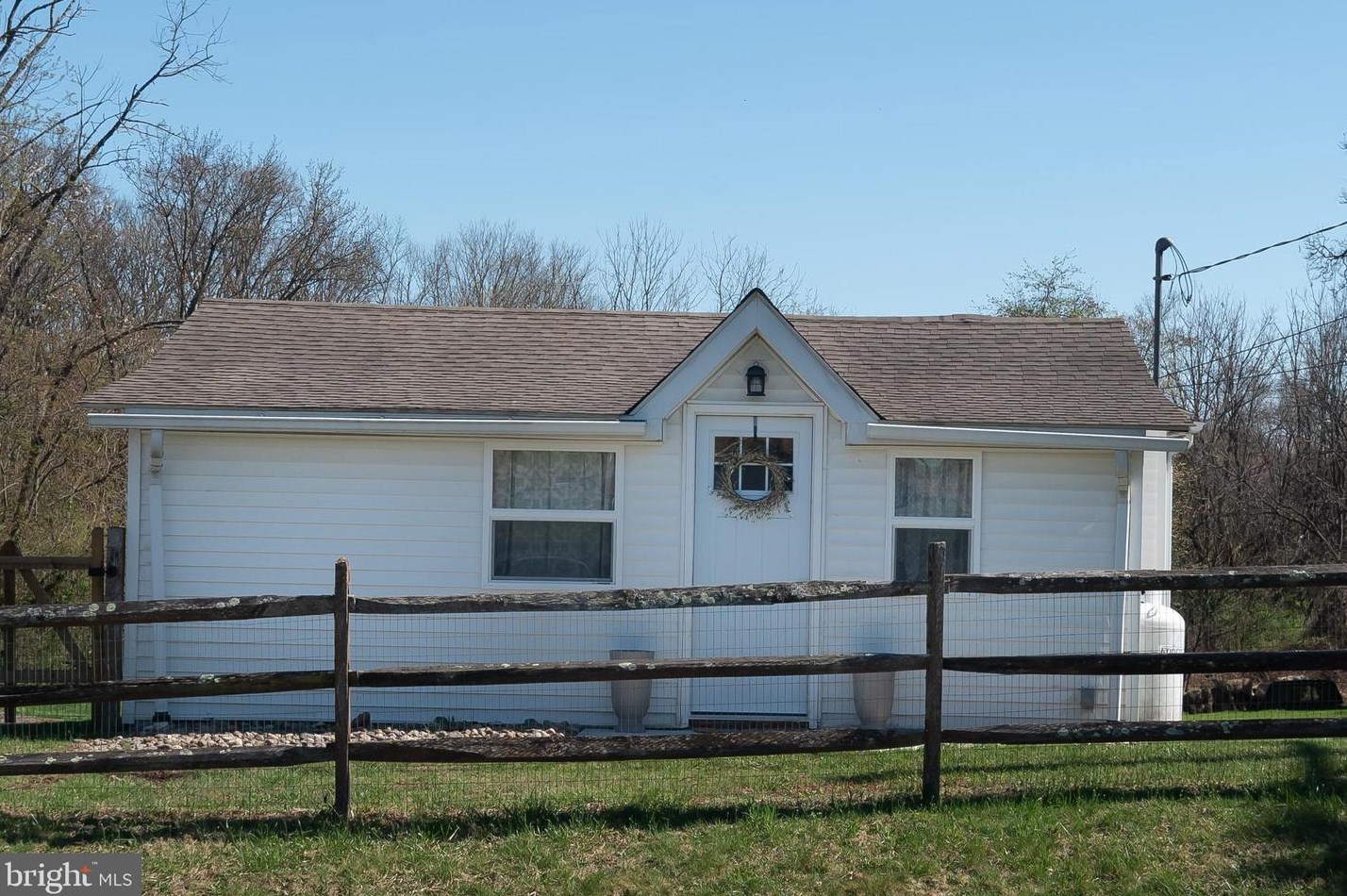 1299 Douglass Dr, Spangsville, PA 19512-7520
