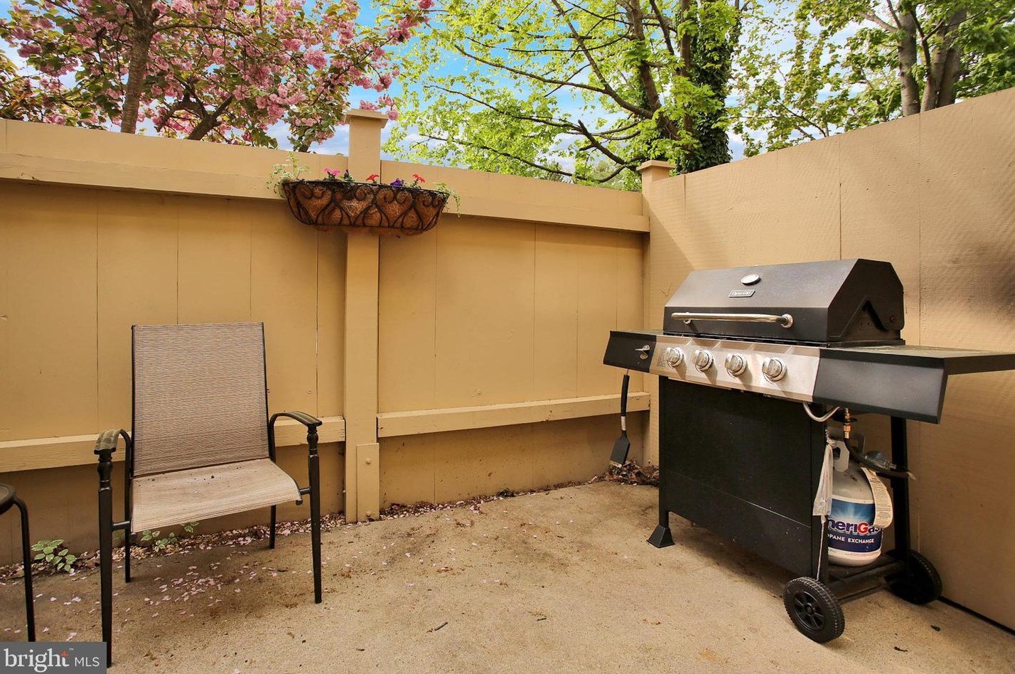 109 Medinah Dr, Reading PA 19607-3399 exterior