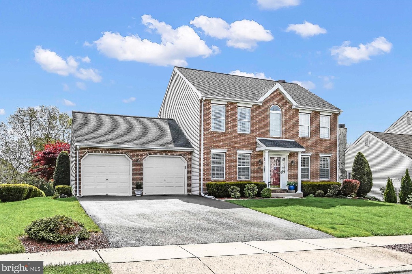 123 Lucinda Ln, Reading, PA 19610-1026