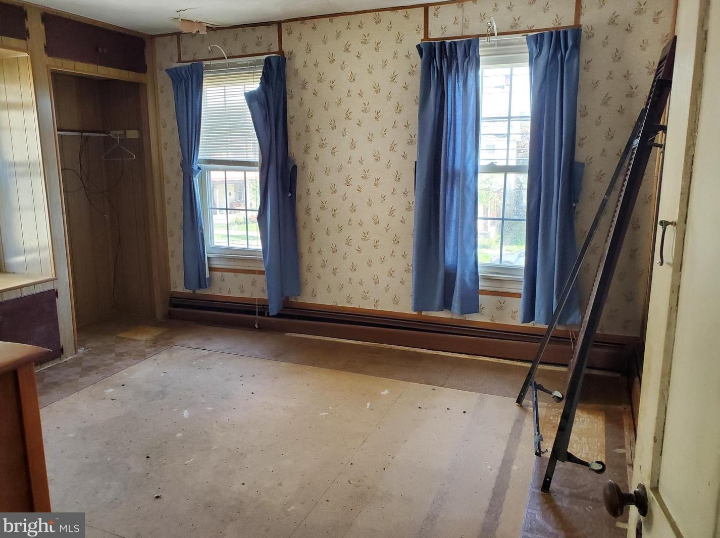 222 Penn Ave, Robesonia PA  19551-1530 exterior