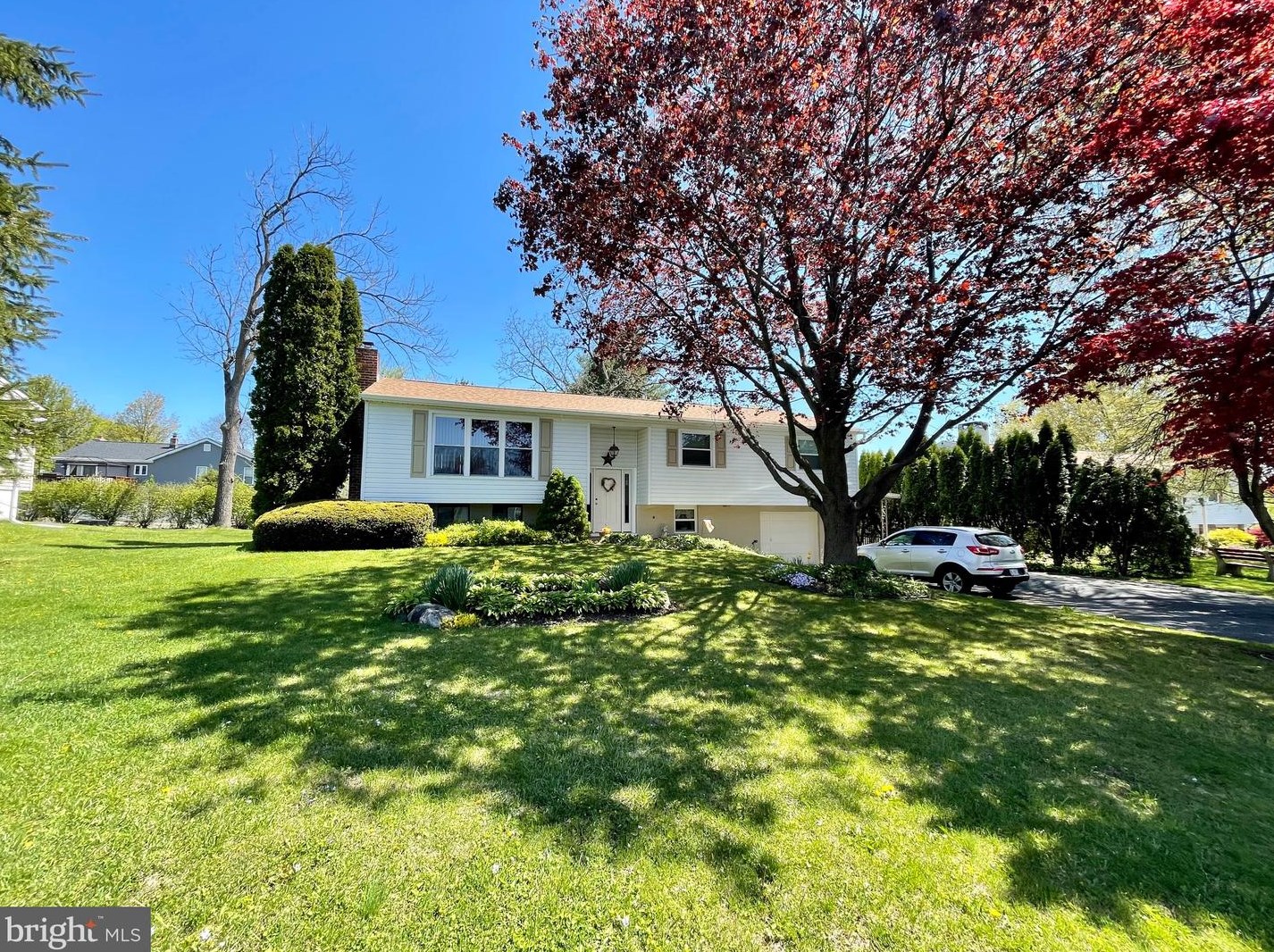 104 Michele Dr, Reading, PA 19606-2443