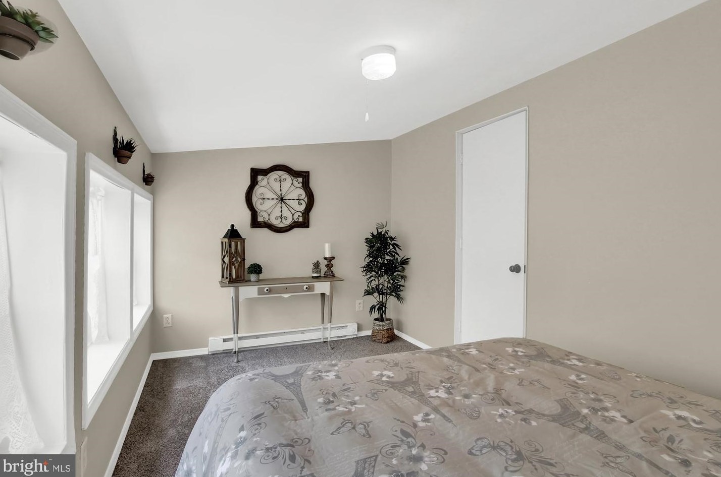 56 Amity Ave, Douglassville PA  19518-8963 exterior