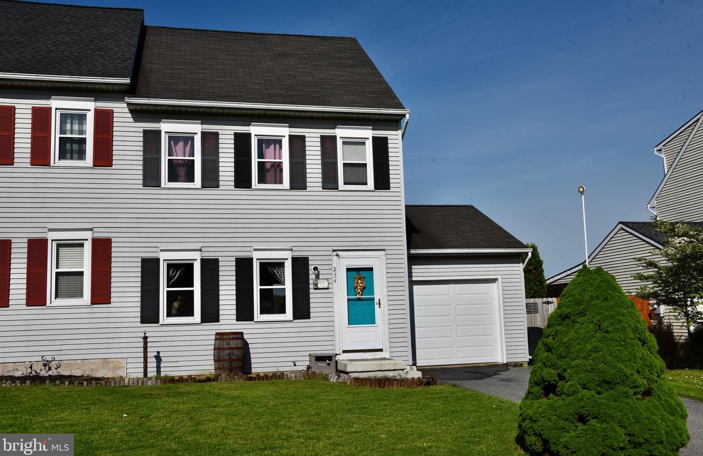234 S 5th St, Womelsdorf, PA 19567