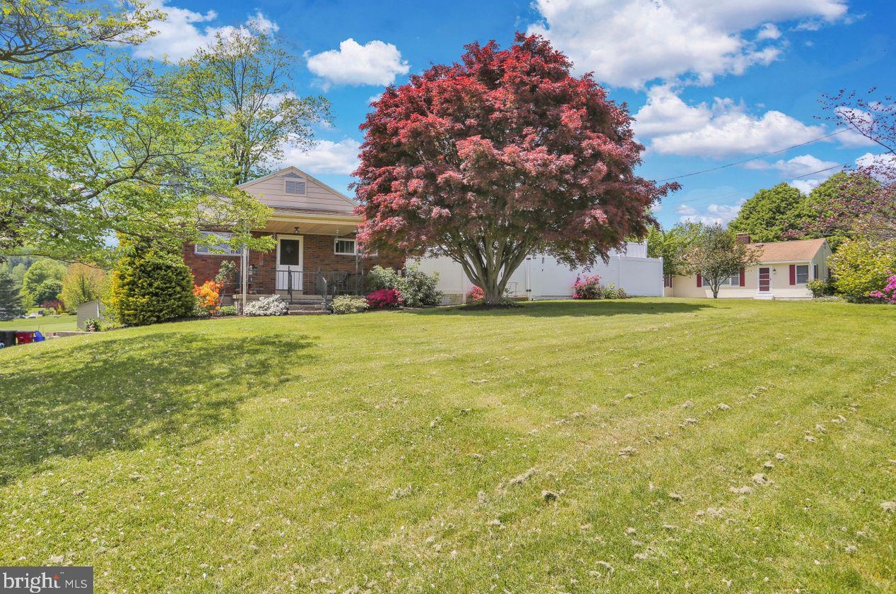 316 Wernersville Rd, Reading, PA 19608-9332