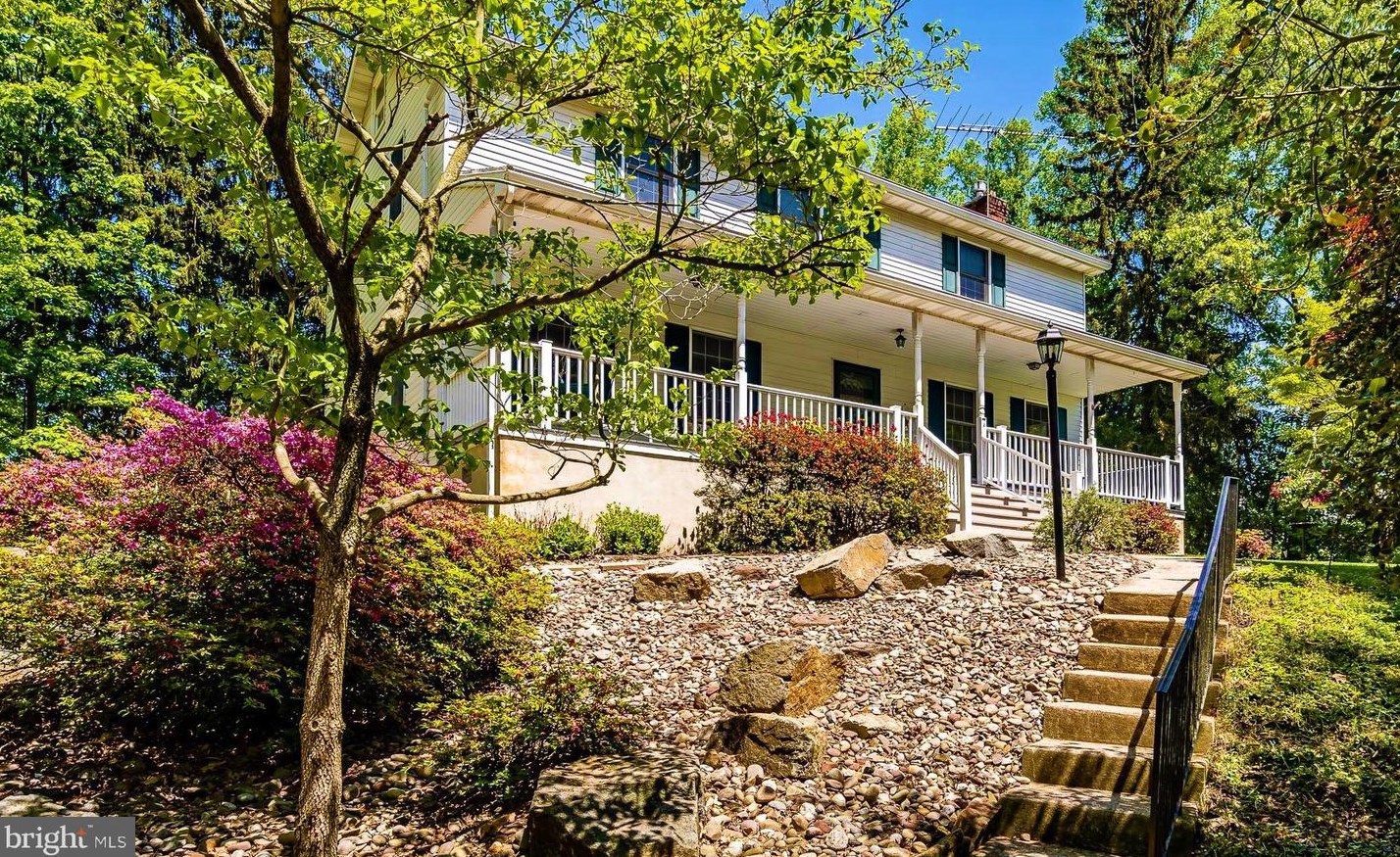 7 Hoschaar Rd, Hummels Store, PA 19540-7711
