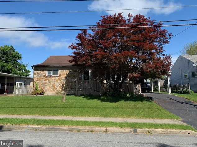 525 Boeing Ave, Reading, PA 19601-1123