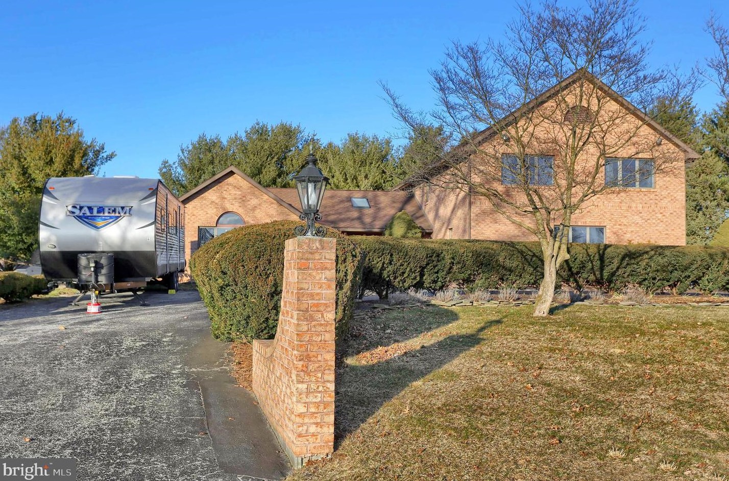 10 High Ridge Trl, Navy Sup Dpt, PA 17050-1512