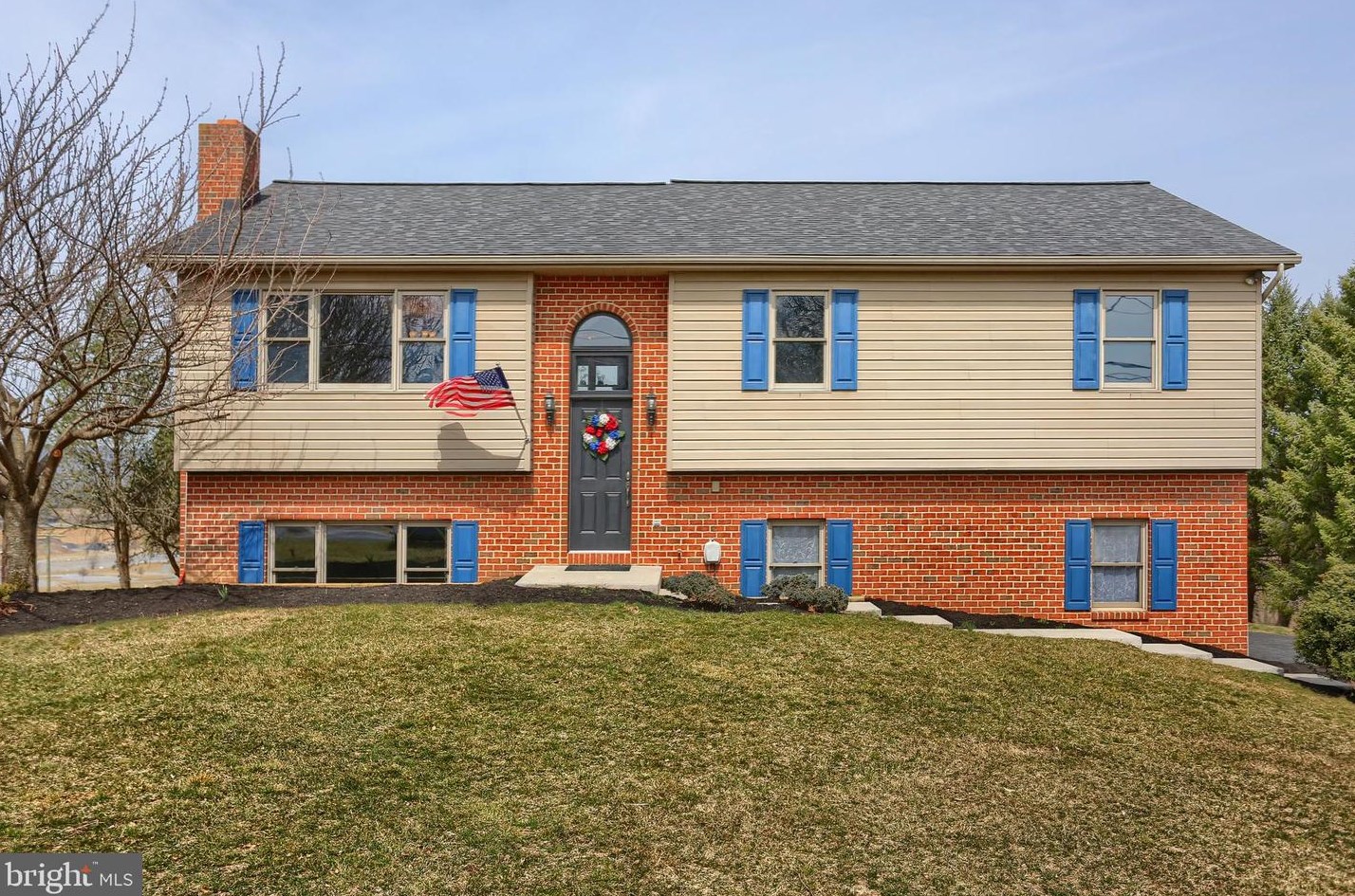 282 Ridge Hill Rd, Navy Sup Dpt, PA 17050