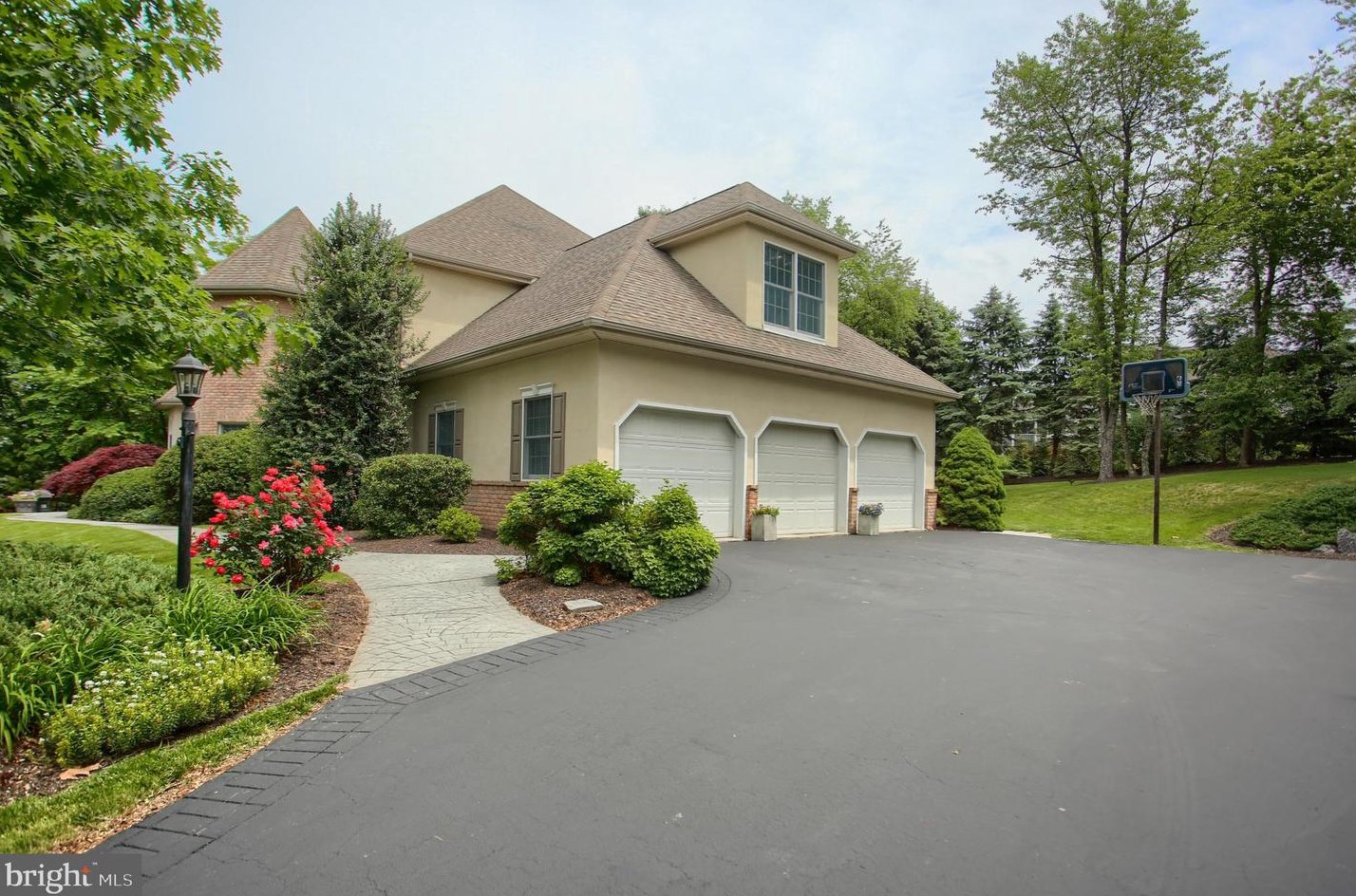 12 Emlyn Ln, Navy Sup Dpt, PA 17055