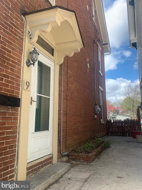 9 W Main St, Camp Hill, PA 17011