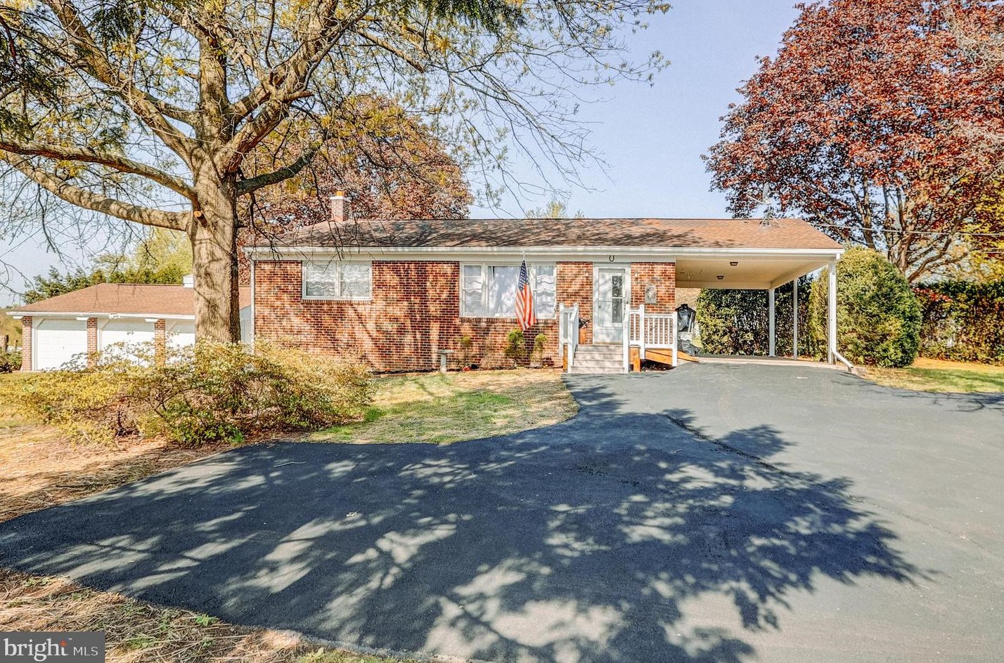 1 Ellen Dr, West Enola, PA 17025