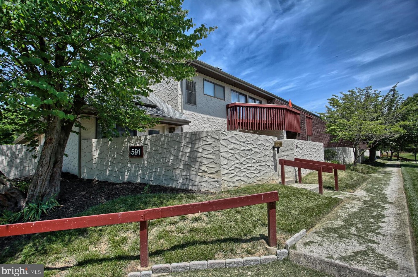 591 Geneva Dr, Navy Sup Dpt, PA 17055