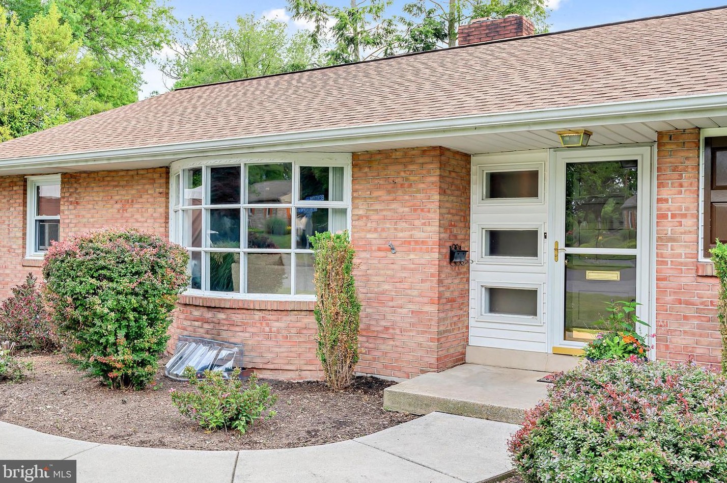 520 Devon Rd, Camp Hill, PA 17011