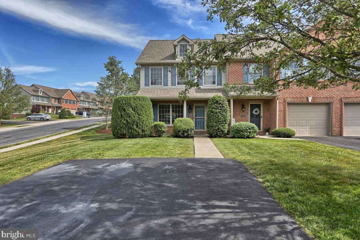 4061 Caissons Ct, West Enola, PA 17025